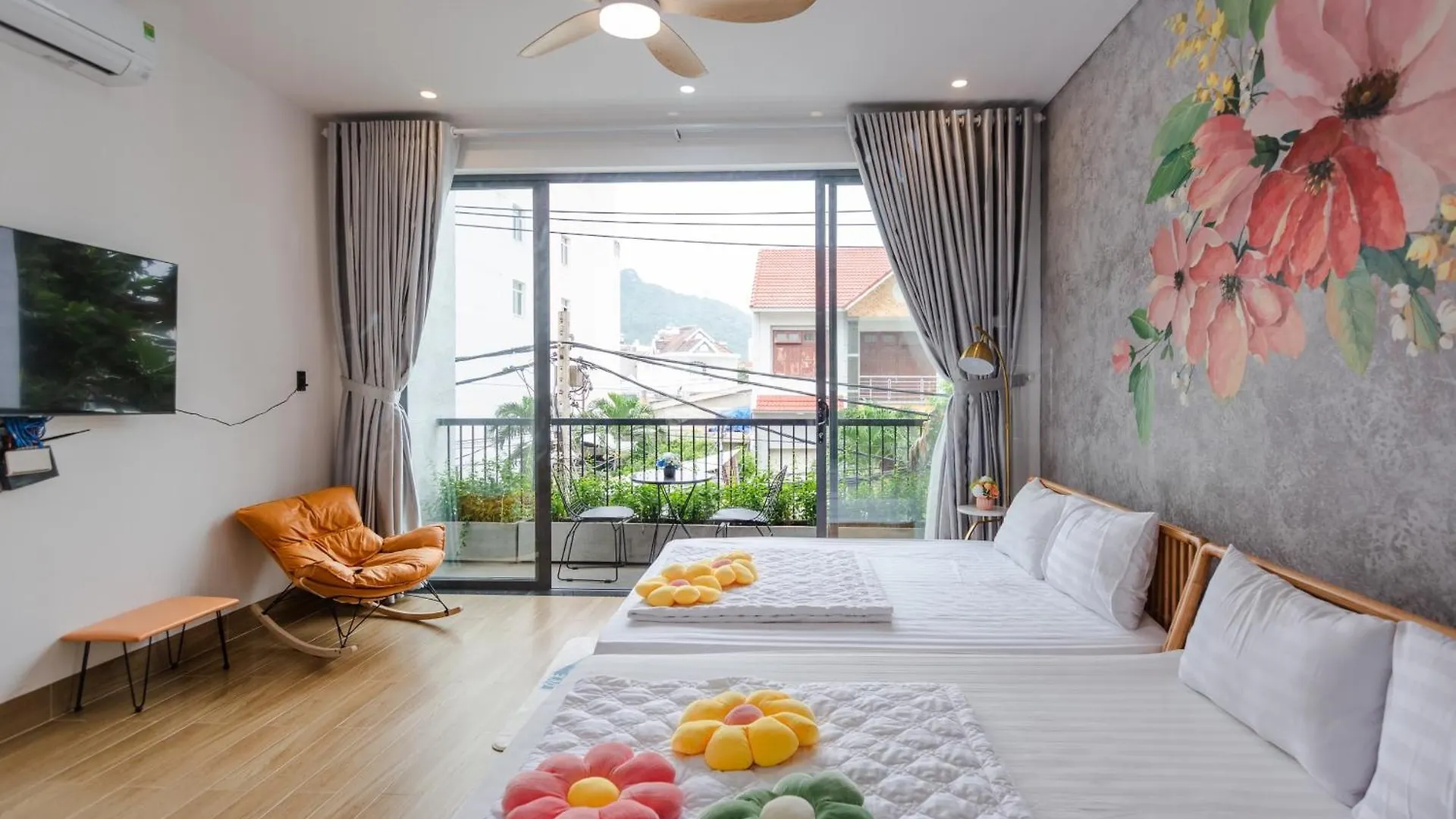 Villa 16 Nh - Di Bo Ra Bien Thuy Van 200 Met - Free Bida - Phong Karaoke - Xong Hoi Vung Tau 0*,  Vietnam